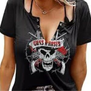 Edgy Black Graphic Womens Guns & Roses Rock Band will fit a Medium